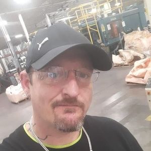 Meet your Posher, Tee jaye